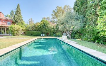 Property slide 21