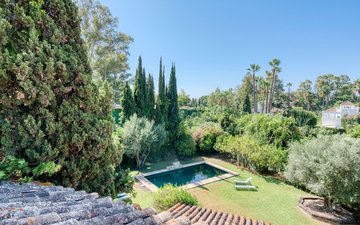 Property slide 35