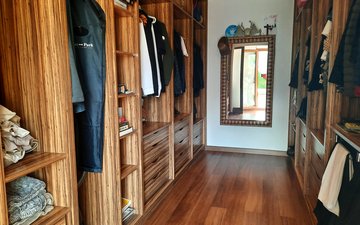 Property slide 19
