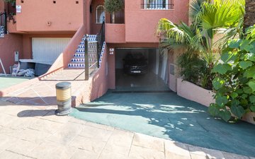 Property slide 48