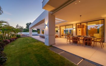 Property slide 39