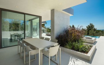 Property slide 7