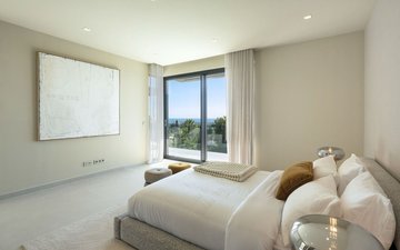 Property slide 18