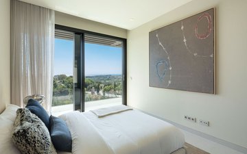 Property slide 22
