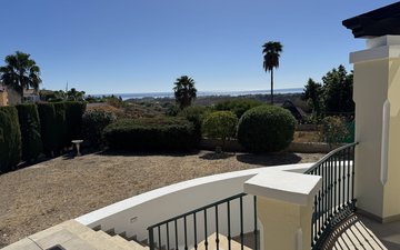 Property slide 10