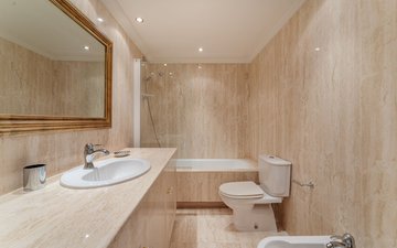 Property slide 20