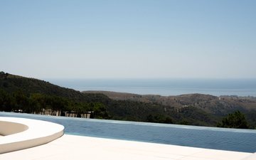 Property slide 25