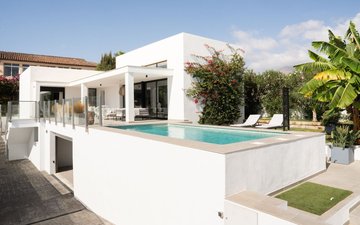 Property slide 20