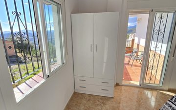 Property slide 20