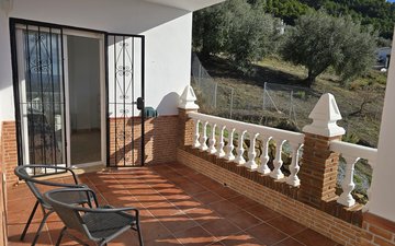 Property slide 21