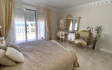 Property slide 28