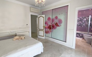 Property slide 32