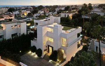 Property slide 47