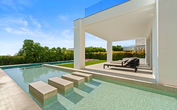 Property slide 19