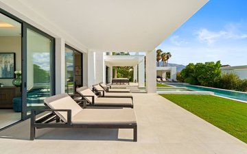 Property slide 20
