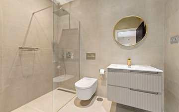 Property slide 24