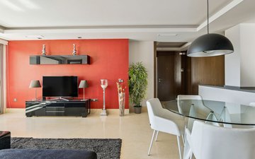 Property slide 17