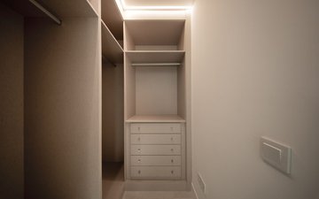 Property slide 31