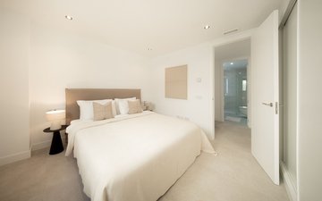 Property slide 32