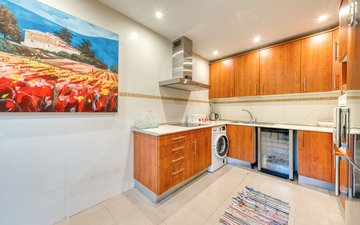 Property slide 25
