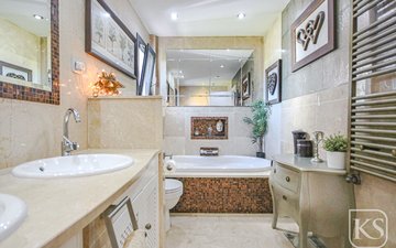 Property slide 44