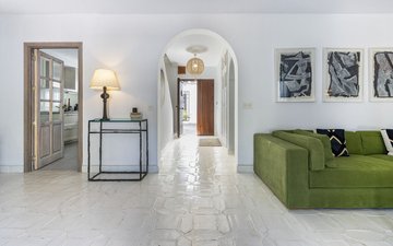 Property slide 19