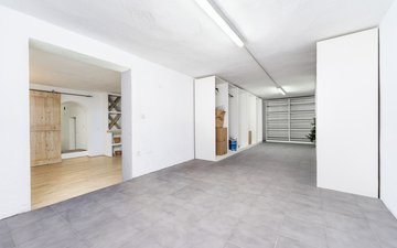 Property slide 31