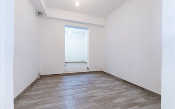 Property slide 49