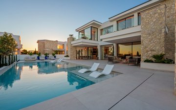 Property slide 42