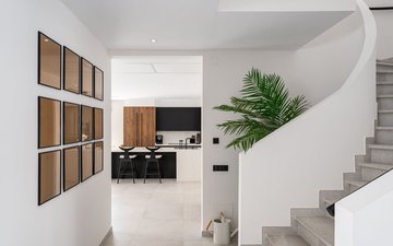 Property slide 16
