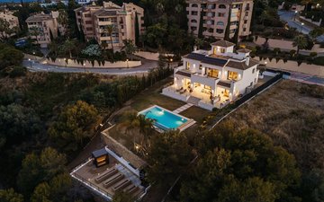 Property slide 31