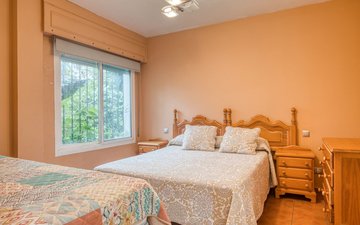 Property slide 16