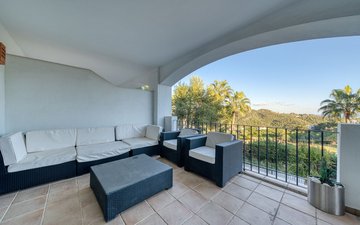 Property slide 10