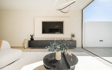 Property slide 21