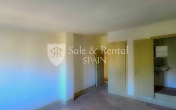Property slide 24