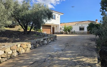 Property slide 16