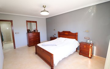 Property slide 33