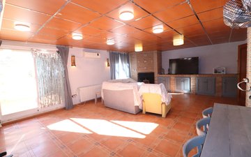Property slide 46
