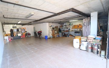 Property slide 50