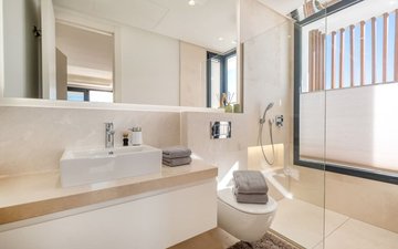 Property slide 17