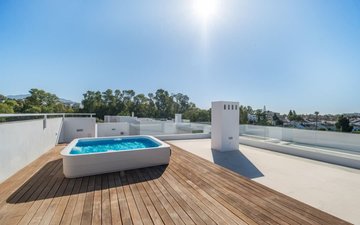 Property slide 20