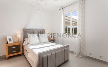 Property slide 22