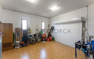 Property slide 28