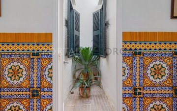 Property slide 25