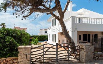 Property slide 35
