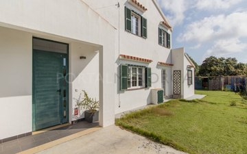 Property slide 28