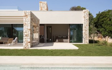 Property slide 18