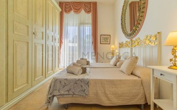 Property slide 17