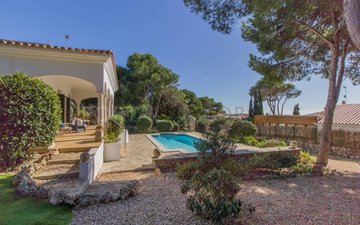 Property slide 24