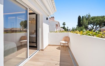 Property slide 25